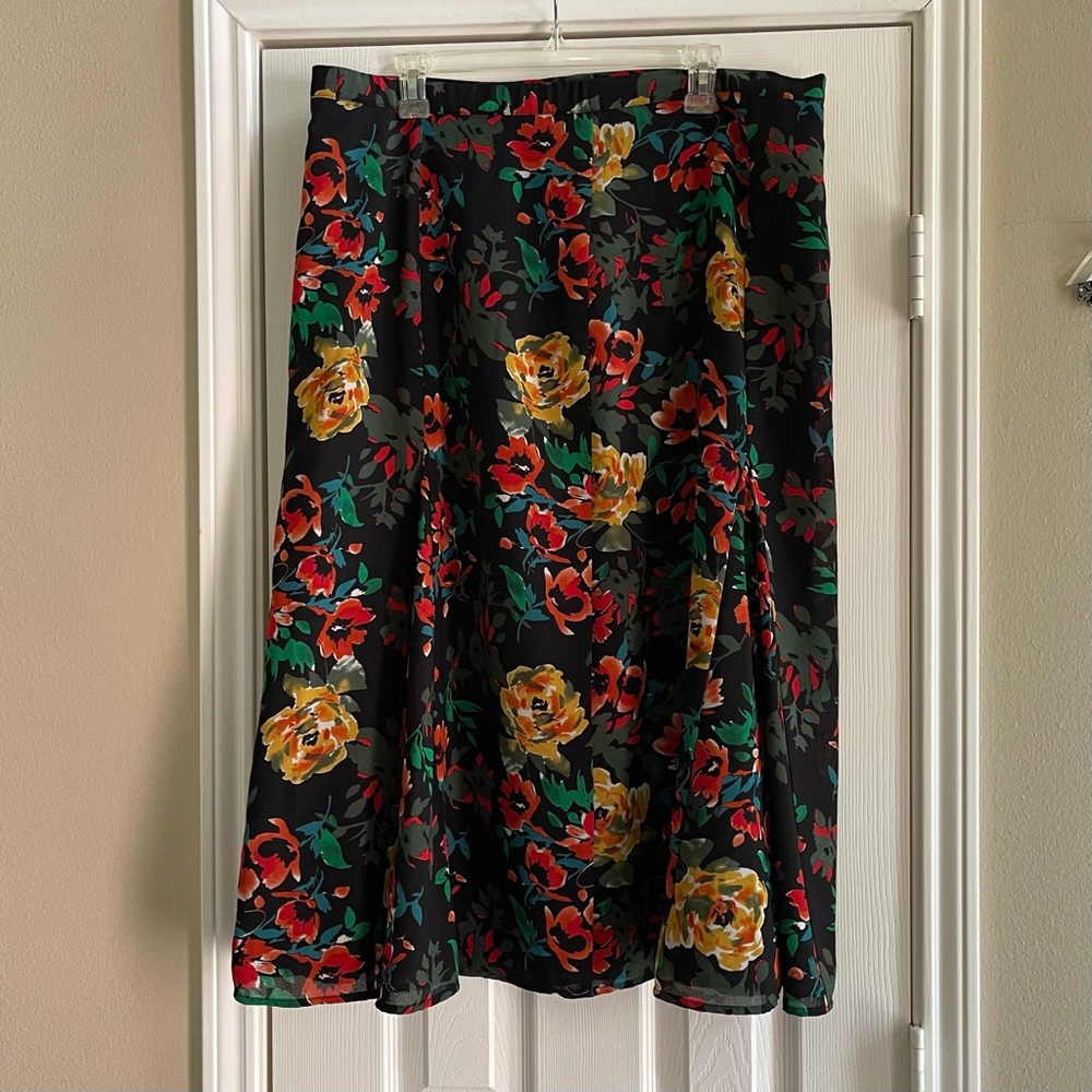Pinky & Dianne Floral Maxi Skirt - Size: XL